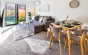 Enchanted Escape 2 Bed 2 Bath Cbd